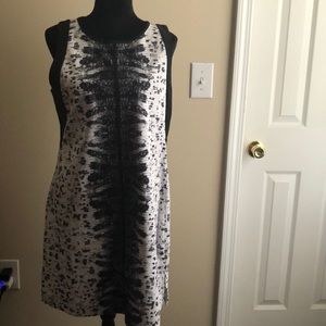 Beautiful dress by REED